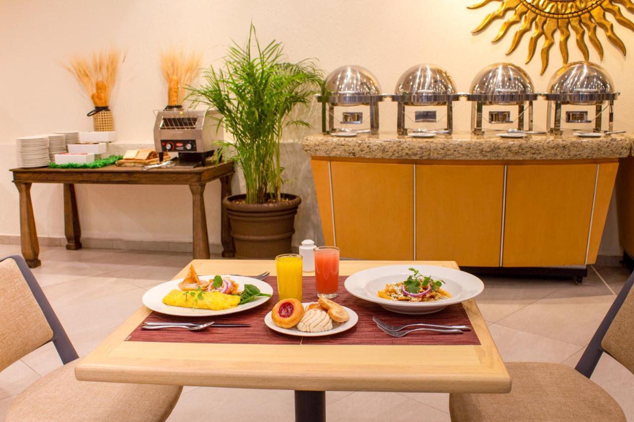 Hotel Guadalajara Plaza Expo Dış mekan fotoğraf