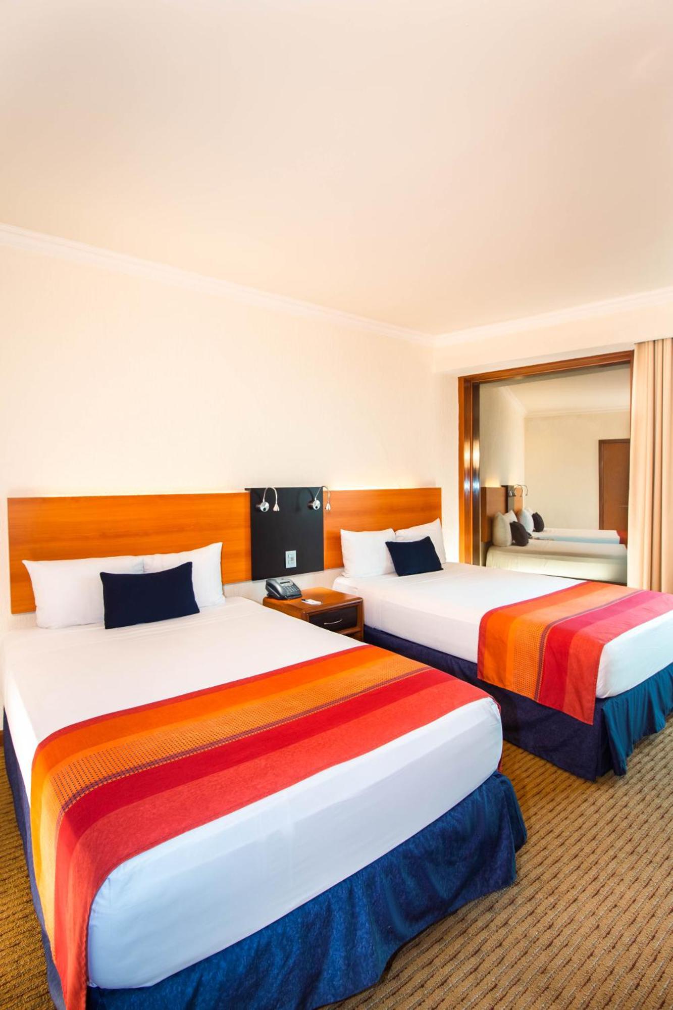 Hotel Guadalajara Plaza Expo Dış mekan fotoğraf